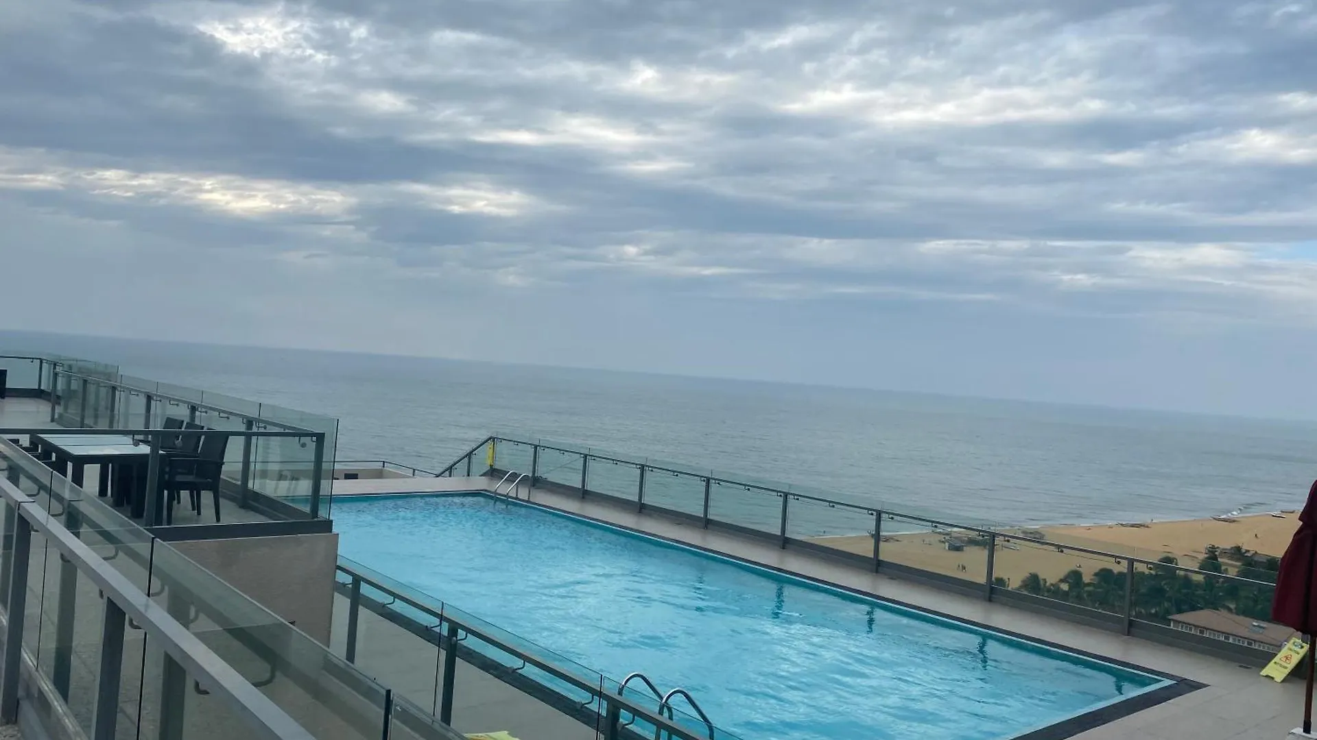 Fun-Ocean-Chill Apartment Negombo
